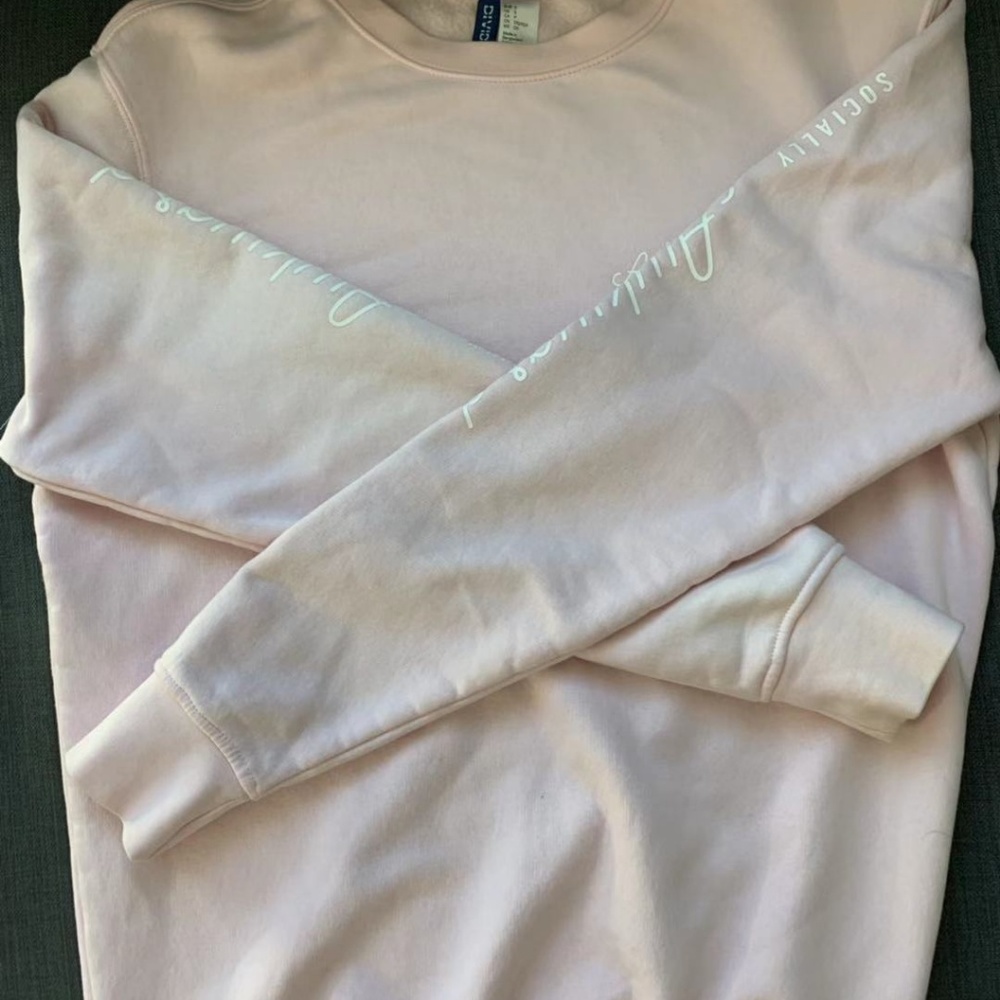 BRAND NEW! H&M Pink Sweatshirt - Picture 3 of 4